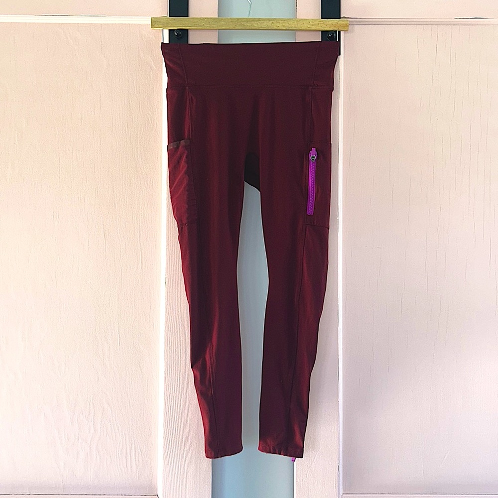 Burgundy fabletics athletica legging - running - Medium